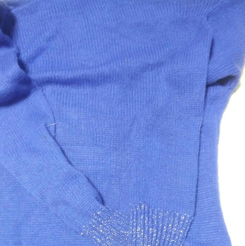 Sweater - Picture 2 of 2